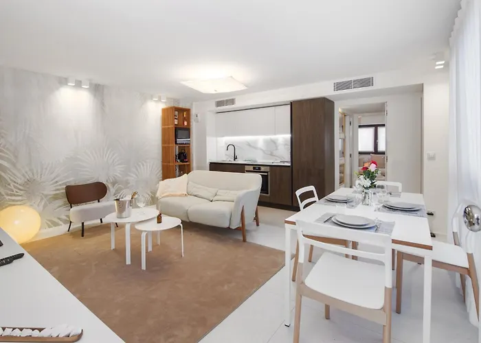 Porte De Monaco - Cozy 3 Pièces - De Apartamento Cap-d'Ail